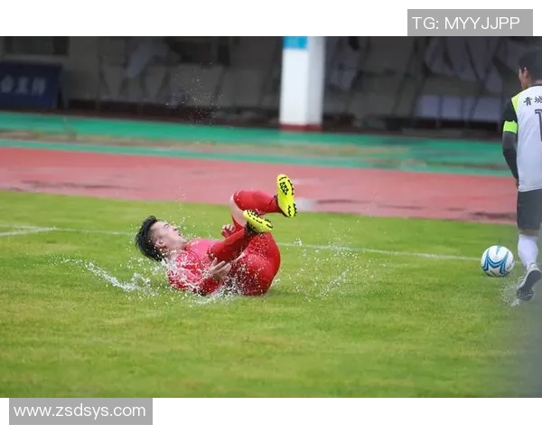 西安足球赛激情四溢球迷齐聚共庆盛事展现城市活力与团结精神